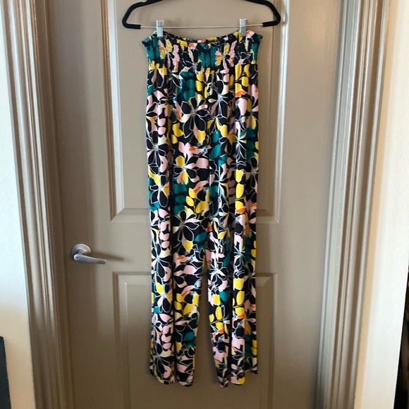 Rushed Palazzo Pants - Picture 1 of 5